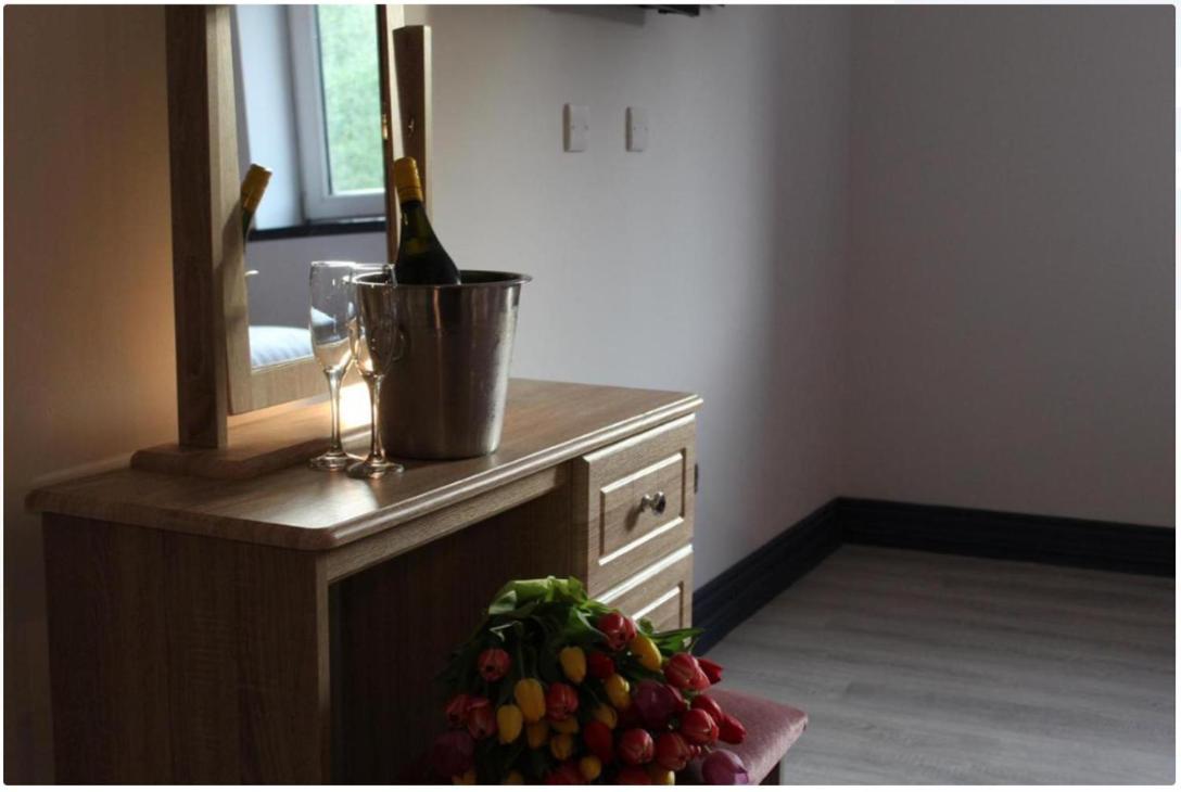 The Dutch Tulip Hotel Mallow Extérieur photo