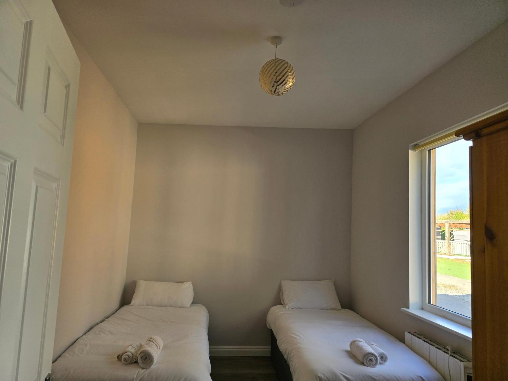 The Dutch Tulip Hotel Mallow Extérieur photo
